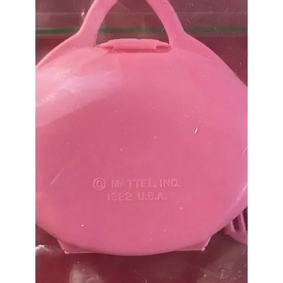 Vintage Barbie 1982 Make Up Compact Case & 2 Brushes Good Condition Accessories - Picture 3 of 4